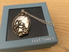 PAST TIMES VINTAGE VICTORIAN