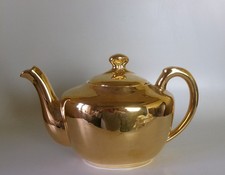 ROYAL WORCESTER GOLD LUSTRE