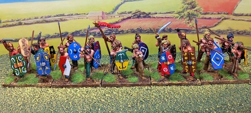 Superbly painted 28mm celtic - superbly,
