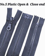 Chunky  Plastic Zips  Black