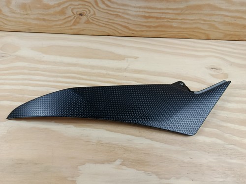 Yamaha 14 left fuel - 09,