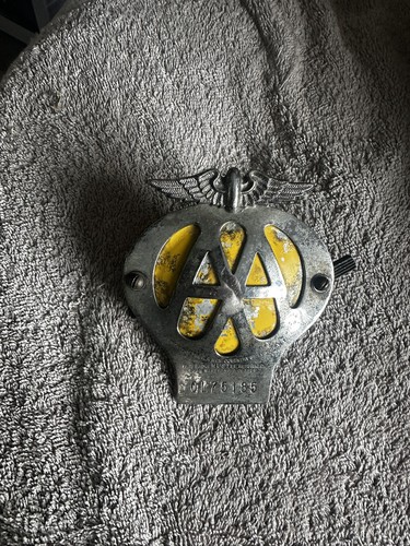 Badge - aa,