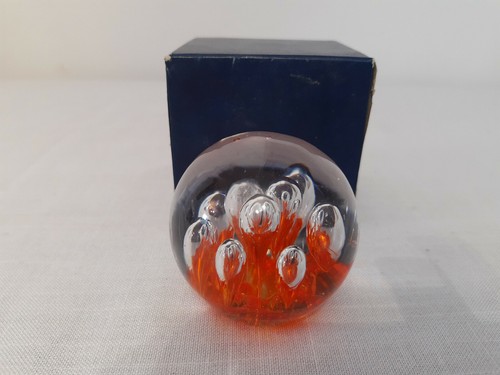 Vintage art glass paperweight - art,