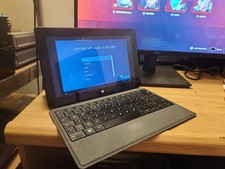 surface pro 2 (1601) 256GB With Keyboard And Charger