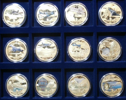Commemorative medallions x12 - ,