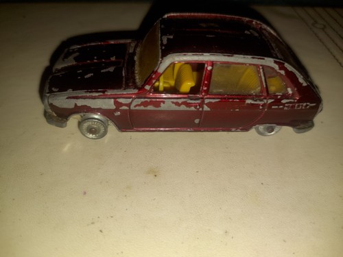 Corgi toys renault model - 16,