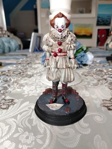 Pennywise the clown - pennywise,