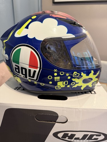 Vr46 valentino rossi - valentino,