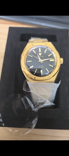 Nivada grenchen f77 mk2 gold - nivada,