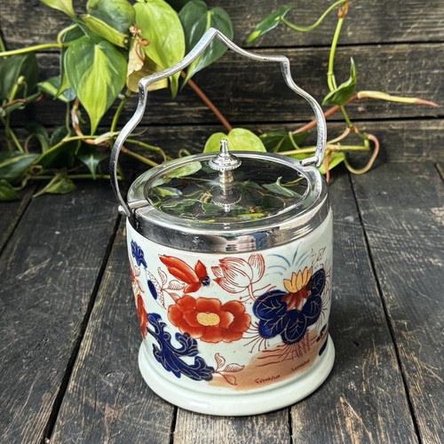 Imari pattern biscuit - pattern, barrel