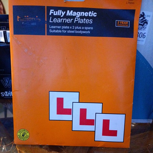 Halfords fully magnetic - fully,