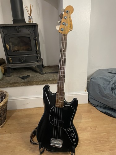 Fender musicmaster bass guitar - fender,