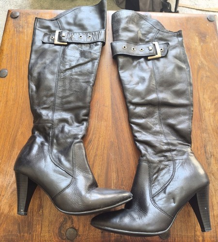 Vintage y2k black - leather, knee
