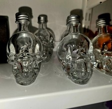 Mini skull glass bottle - skull,