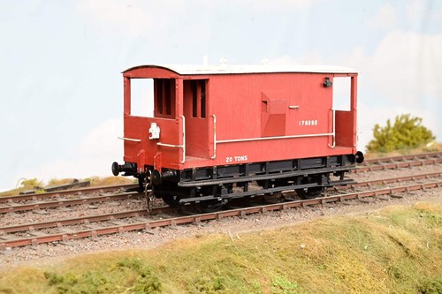 Kit built gauge - built, bauxite