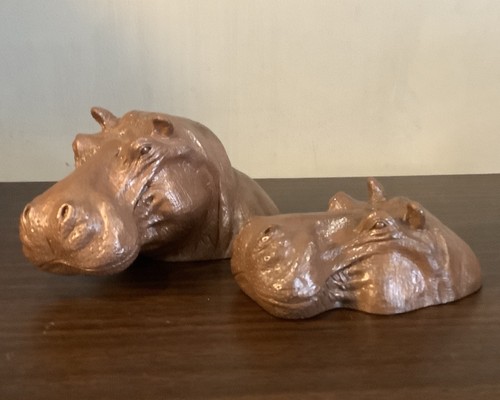 Pair hippo ornaments - x2,