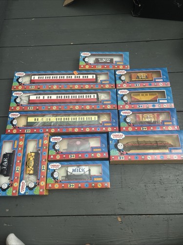 Hornby thomas friends wagons - thomas, &
