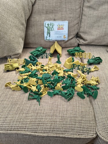 Toy story army figures tanks - army,