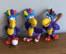 3 collectible Mr Cadbury Chocolate Mini Eggs Plastic Parrot Bird Toy Figures