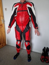 Motorcycle leather suit