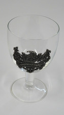 RARE HOBGOBLIN WYCHWOOD BREWERY CHALICE GOBLET WITH PEWTER METAL BADGE