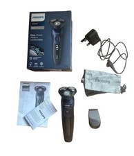 Philips Electric Shaver Series 5000, Wet and Dry Men's Shaver Model S5465/18
