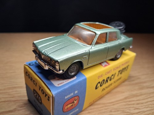 Corgi 275 rover - #275,