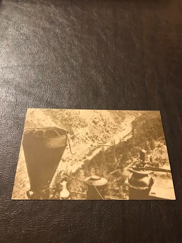 New unposted postcard - unposted, 34