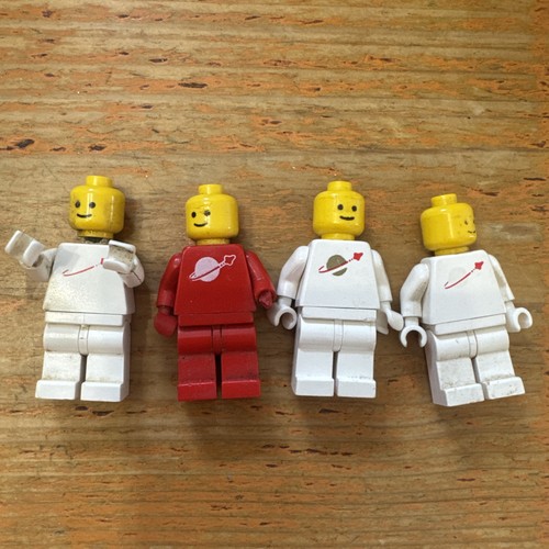 Vintage lego astronaut - lego,
