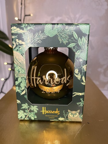 Harrods 2024 gold christmas - 2024,