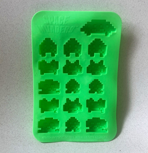 Taito space invaders - space,