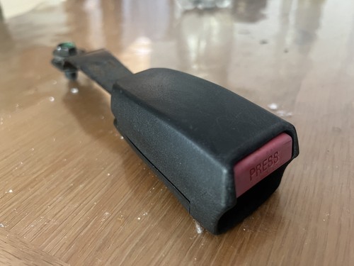 Honda civic seat belt - honda,