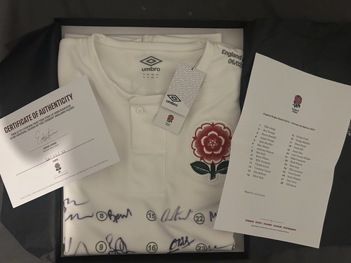 Player issue signed england - issue,