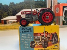 CORGI.1:43.FARM.66.MASSEY