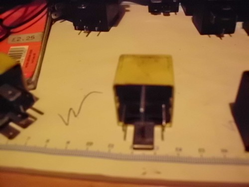 Relay tyco v23134 - tyco, gm