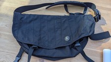 Crumpler Messenger Large