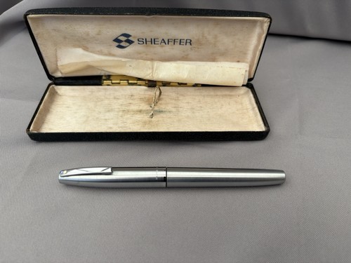 Sheaffer white dot roller ball - white,