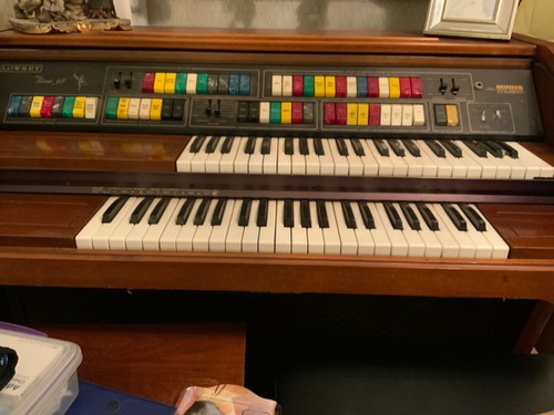1970 lowrey genie - 1970`s,