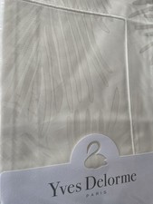 Yves Delorme PALMBAY IVOIRE   PAIR OF STANDARD  PILLOWCASES PALACE COLLECTION 
