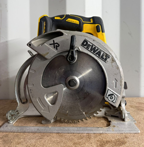 Dewalt dcs570 18v - dewalt,