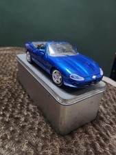 Maisto Jaguar XK8 Diecast