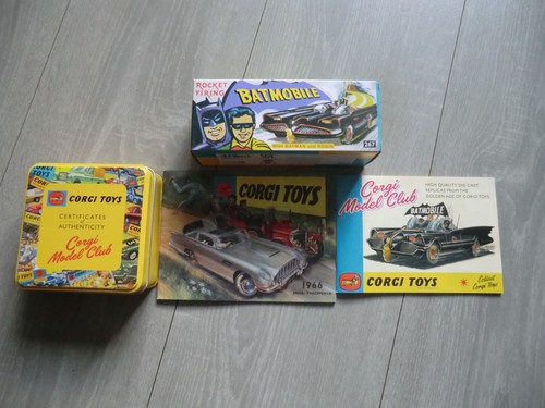 Batmobile corgi 267 - corgi,