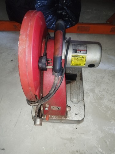 Metal cutting saw clarks - saw,