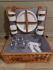 Wicker Fitted Picnic Basket 4