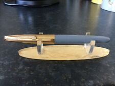 Unknown Fountain Pen with hooded nib. Grey? with Gold Cap
