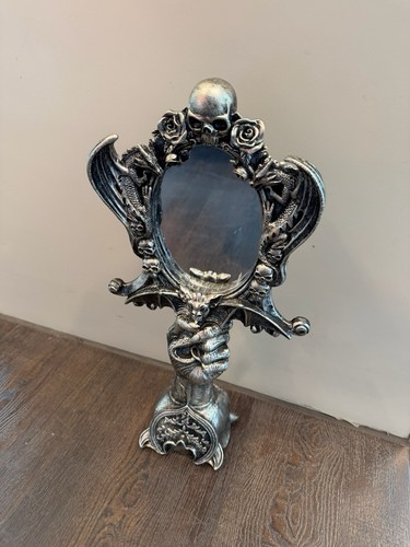 Gothic skull dragon handheld - dragon,