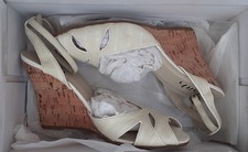 Lovely Womens Faith Wedge