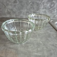 2 Pyrex Jelly Moulds Vintage 