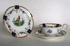 Early Grays Pottery - Stylised