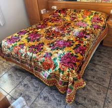 VTG. 70s ITALIAN Wedding BLANKET PLUSH VELVET BED COVER Floral QUILT Bedspread L